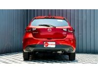 ขายรถ Mazda 2 1.3 Skyactiv Sports High Connect ปี2017 สีแดง เกียร์ออโต้ รูปที่ 4
